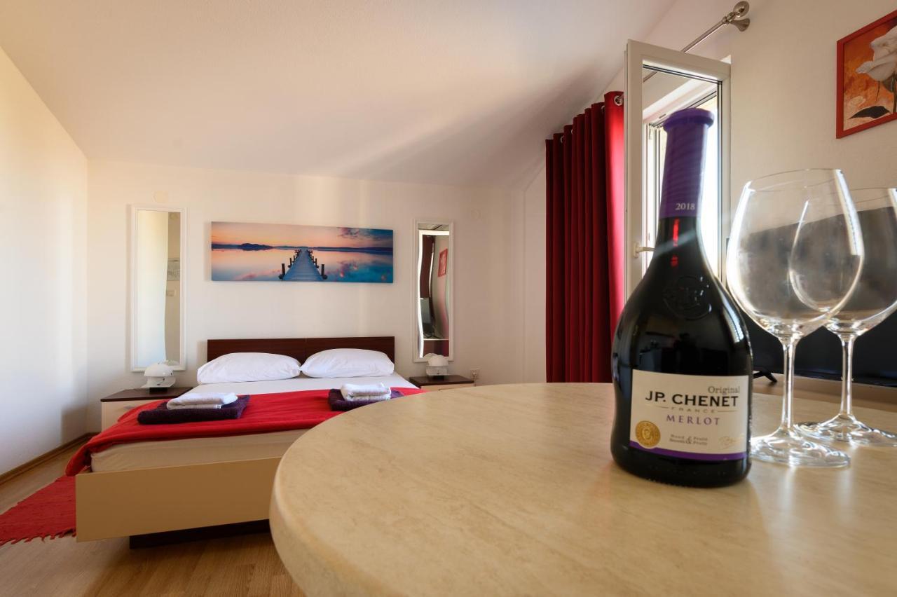 Apartments Blatancic Vodice Eksteriør bilde